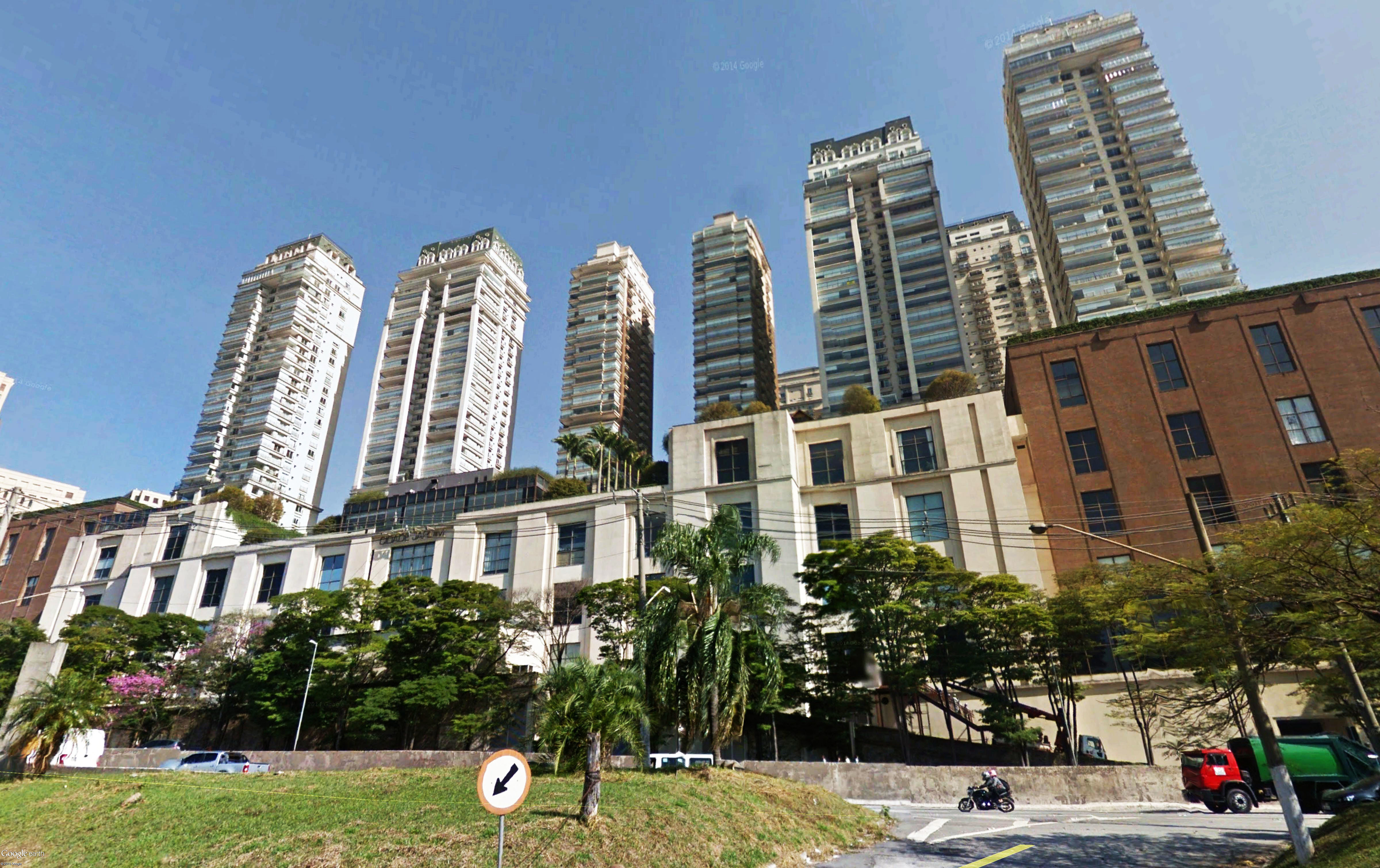 Sh. Cidade Jardim 3.jpg