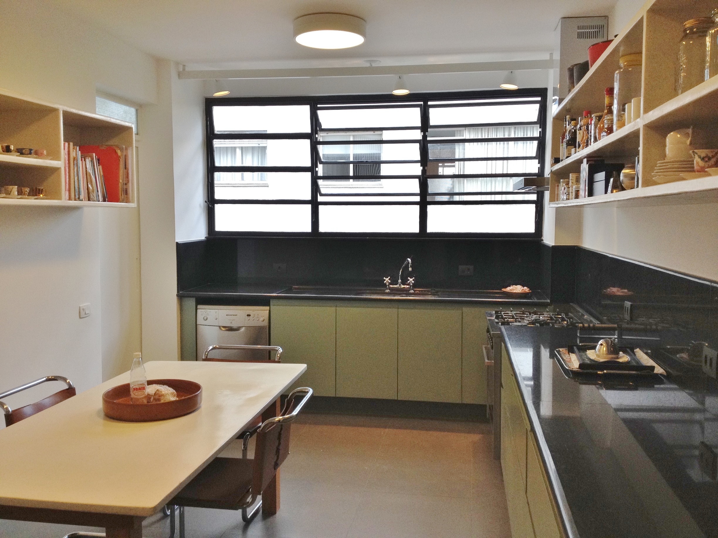 granilite reforma apartamento anos porta pivotante piso teto taco restauro ar condicionado central iluminação reka spot arquitetura projeto obra gerenciamento administração interiores design arte