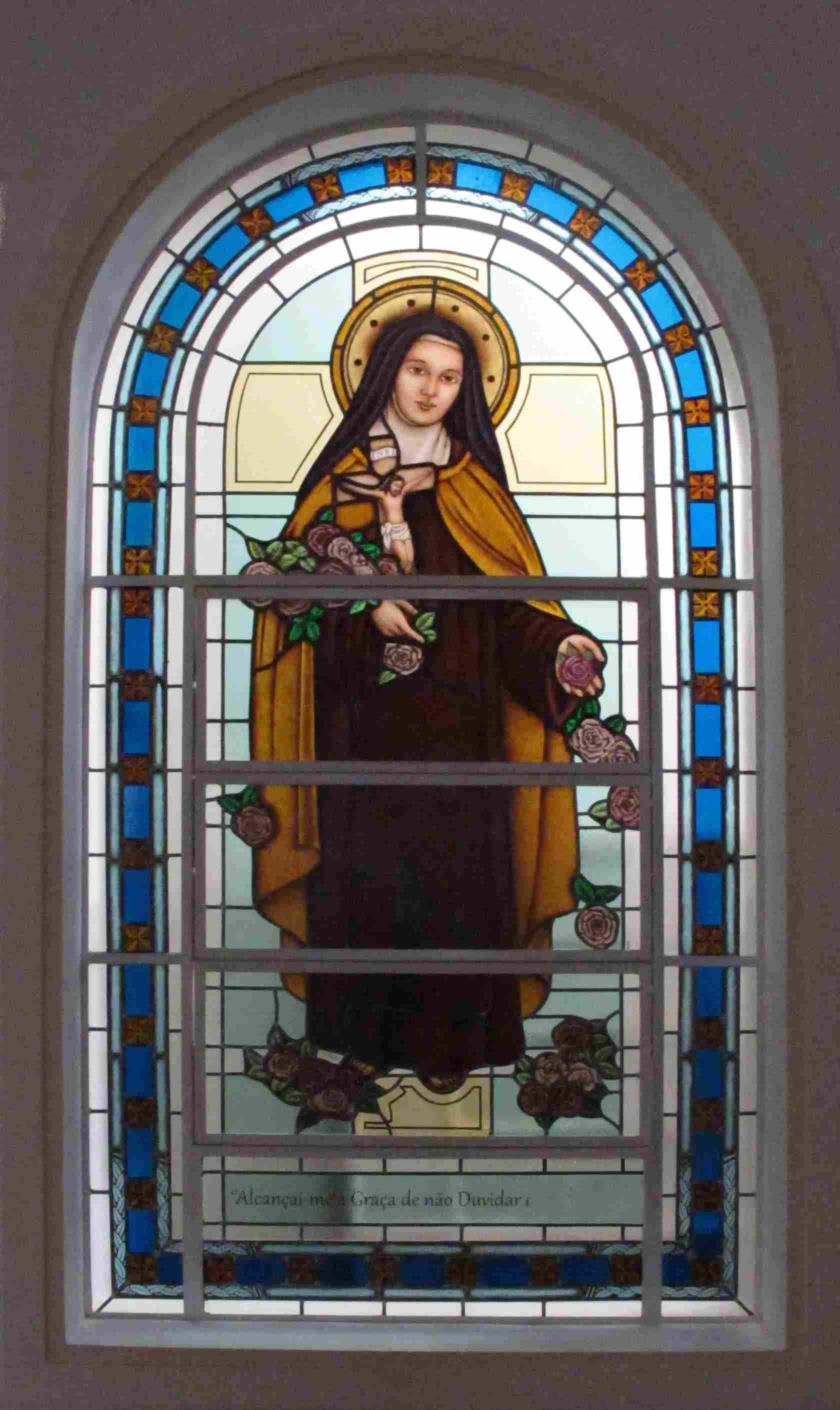 Vitral Sta.Teresinha; Vitral artístico; venda de vitral, telefone de vitrais, fábrica de vitrais, estúdio de vitrais, restauração de vitrais, compra de vitrais, loja de vitrais, contato de vitrais; Iris arte vítrea; Vitral Florianópolis; Vitral Santa Catarina, Vitral Sacro; Roberto Petrelli, Estúdio de Vitrais, Estúdio Roberto Petrelli