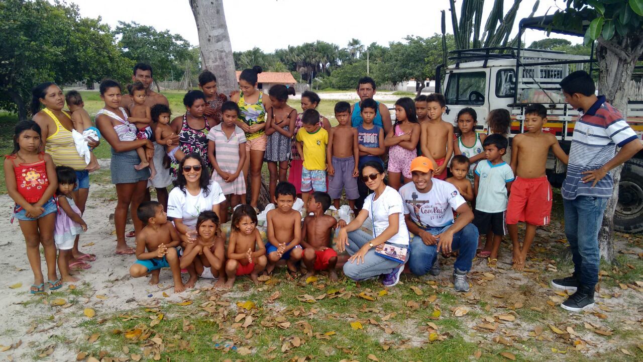 belagua abril 2016 entrega de 60 cestas (62).JPG