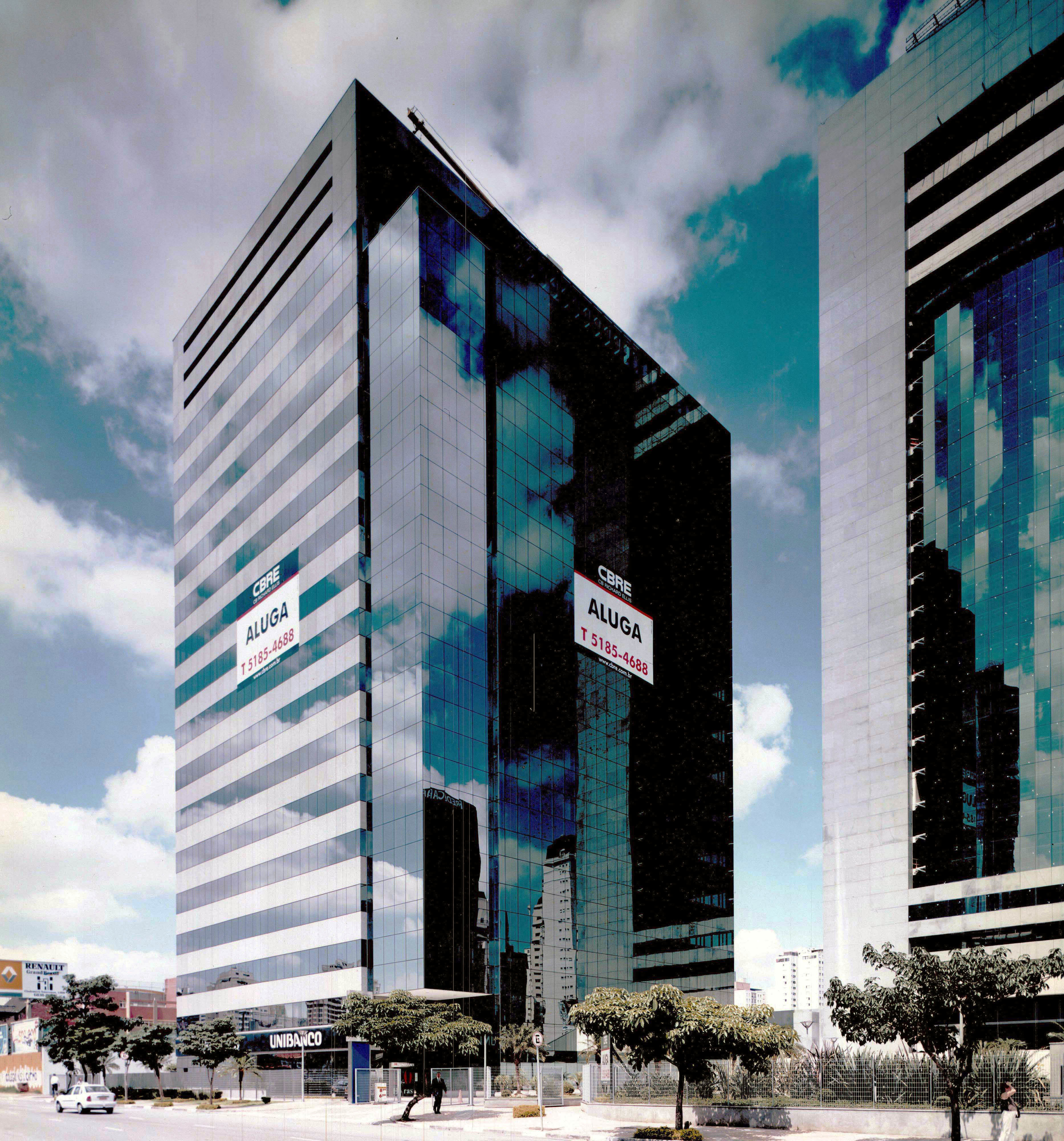 Cj. Internacional Plaza 17.1.jpg