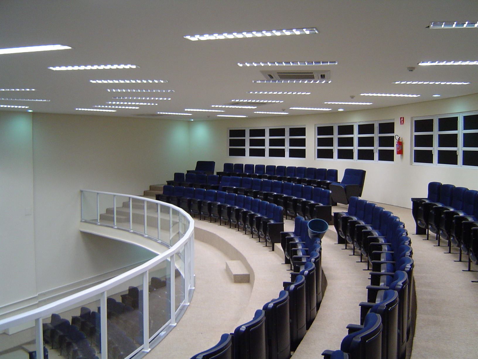 auditorio_2.JPG