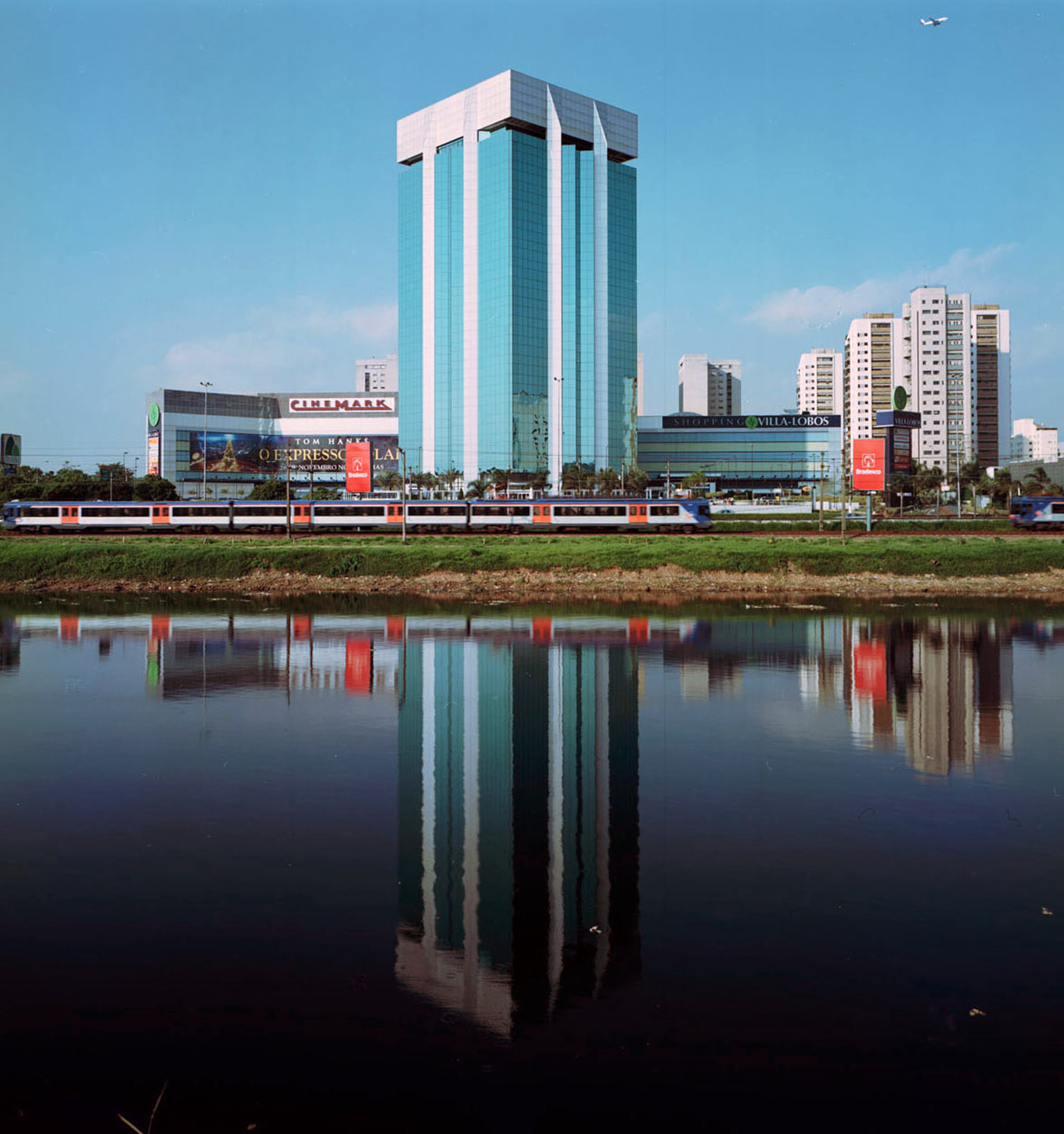 Ed. Villa Lobos 1.6.jpg