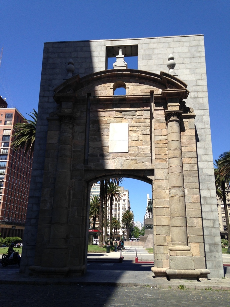 portal ciudadela.JPG