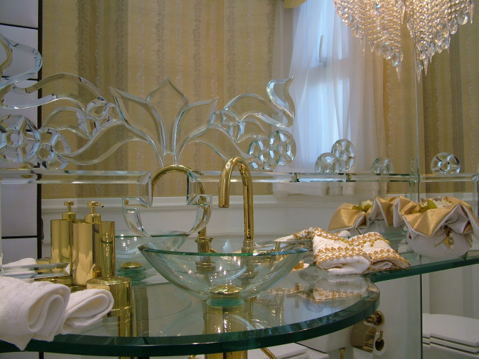 detalhe espelho artístico, espelho para lavabo, espelho para banheiro, espelho artístico, Iris arte vitrea, roberto Petrelli