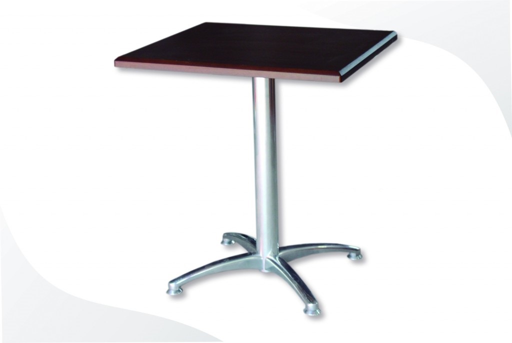 mesa pé aluminio.jpg